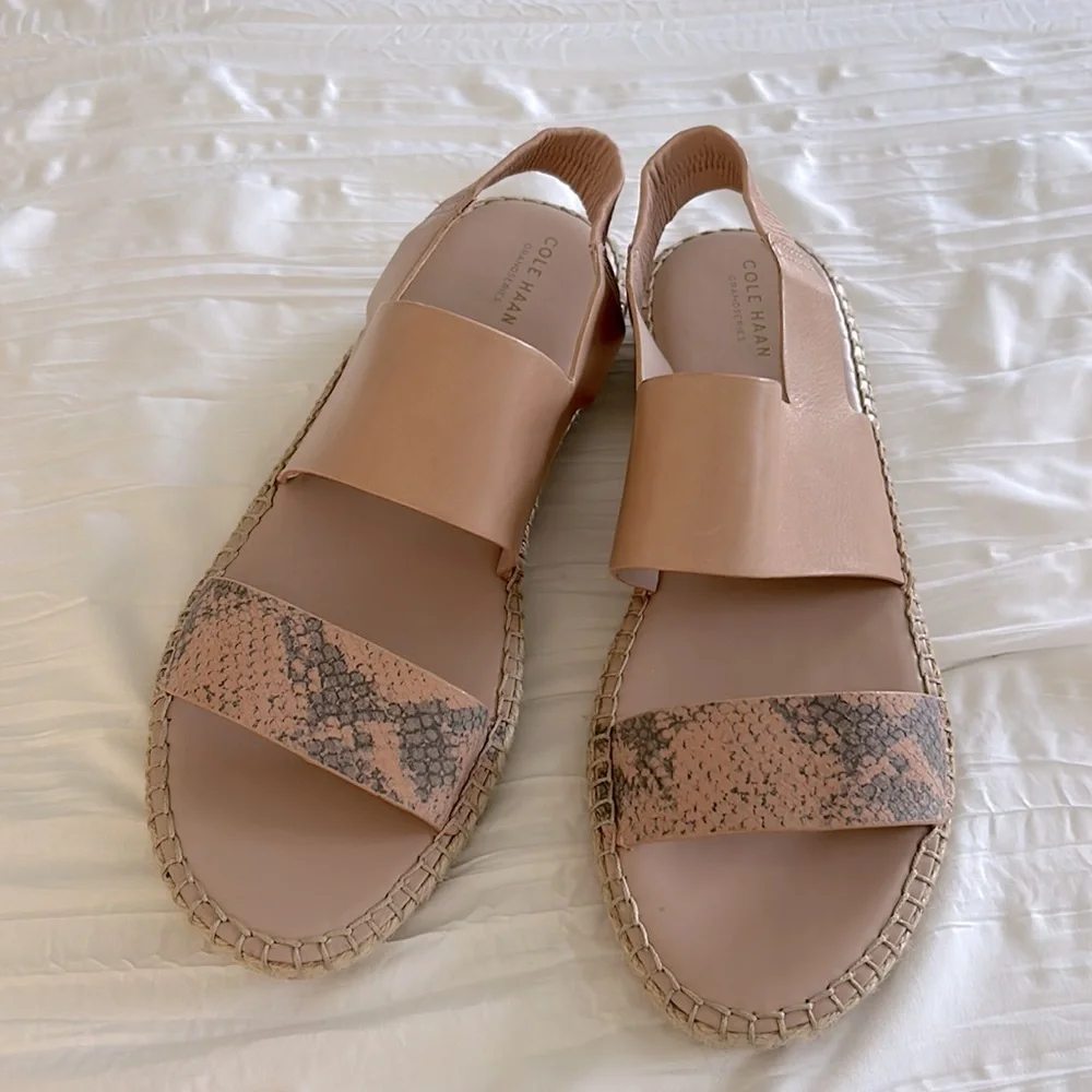 NWOT Cole Haan Women Grand OS Cloudfeel Pink/Snake Slingback Espadrille Size 10